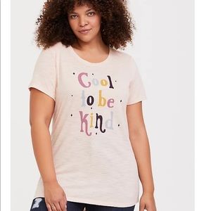 Nwt Torrid size 00 slim fit light pink Tee